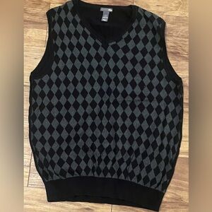 H&M Argyle Knit V-Neck Sweater Vest